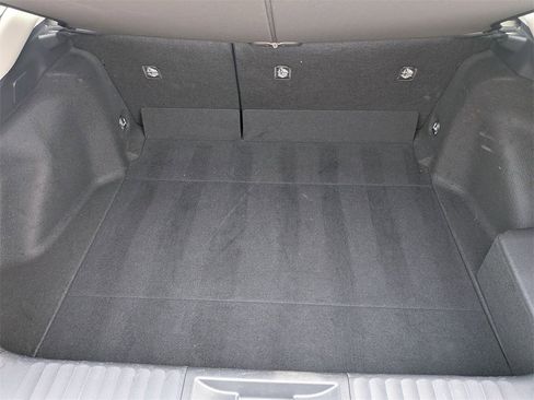 Used 2025 Toyota Prius LE image 27