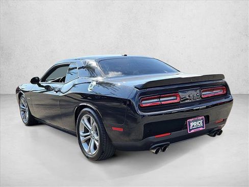 Used 2022 Dodge Challenger R/T image 7