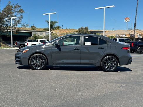 New 2026 Toyota Corolla SE image 2