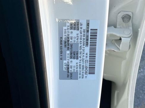 Used 2024 MAZDA CX-90 Plug-In Hybrid w/ Premium Pkg image 32