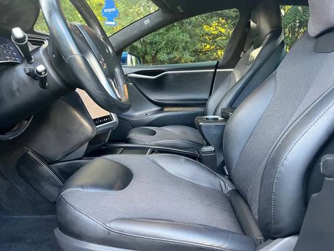 Used 2015 Tesla Model S 85D image 34