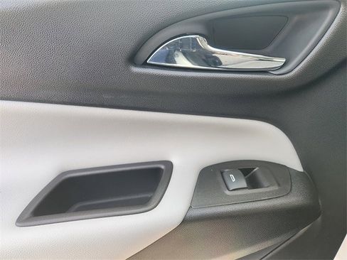 Used 2022 Chevrolet Equinox LS w/ LPO, Floor Liner Package image 26