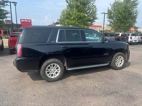 Used 2018 GMC Yukon SLT w/ Open Road Package AWD/4WD image 4