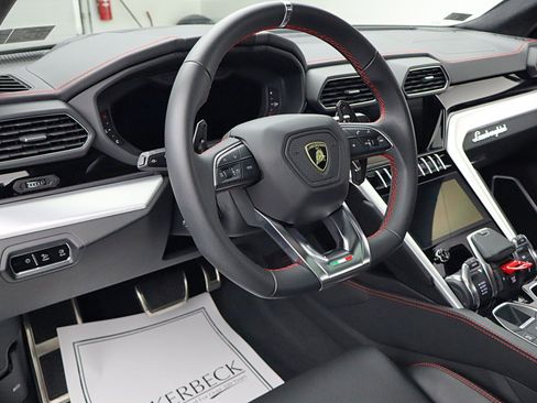 Used 2020 Lamborghini Urus image 27