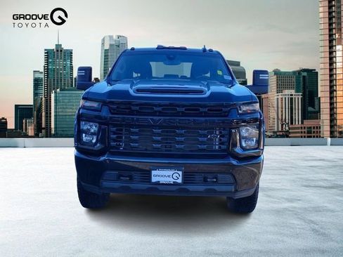 Used 2023 Chevrolet Silverado 2500 Custom w/ Custom Convenience Package image 9