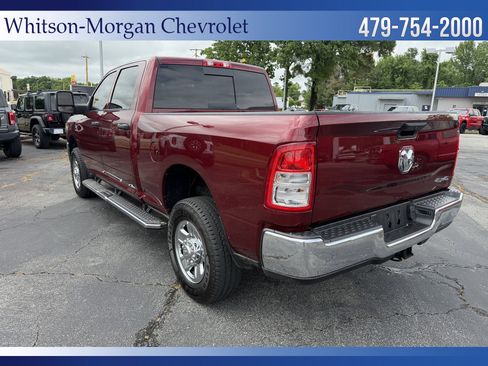 Used 2024 RAM 2500 Tradesman w/ Chrome Appearance Group AWD/4WD image 7