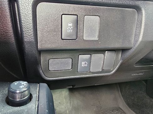 Used 2020 Toyota Tacoma SR image 35