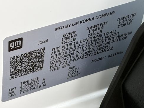 Used 2025 Chevrolet Trax LS image 12