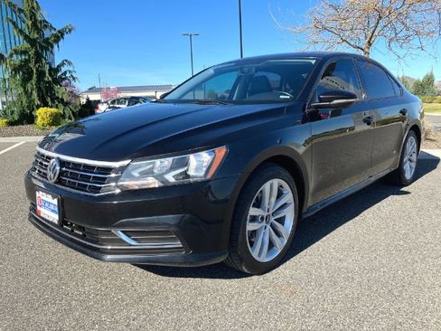 Used 2019 Volkswagen Passat 2.0T Wolfsburg image 5