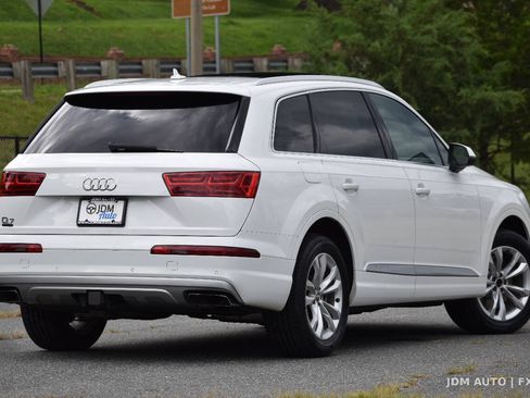 Used 2019 Audi Q7 3.0T Premium w/ Convenience Package AWD/4WD image 5