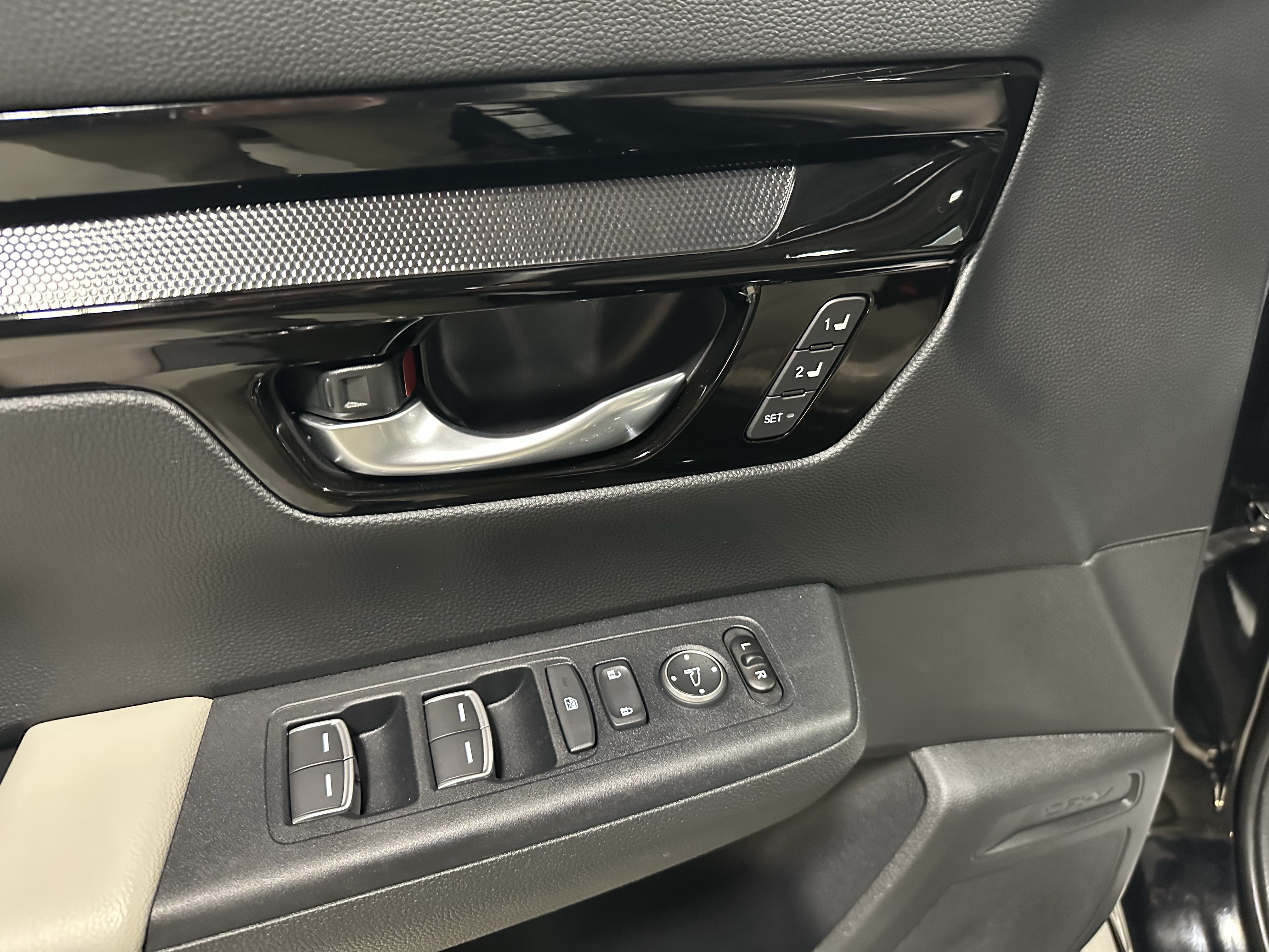 Used 2024 Honda CR-V EX-L image 20