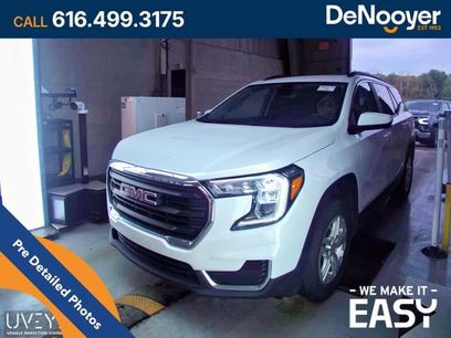 Used 2024 GMC Terrain SLE w/ Driver Convenience Package