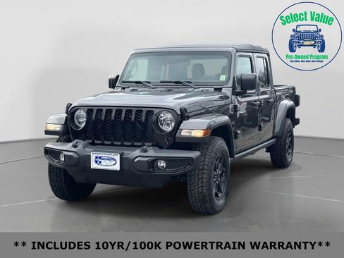 Used 2021 Jeep Gladiator Sport AWD/4WD image 2