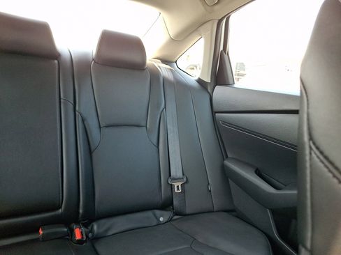Used 2024 Honda Accord EX-L image 16