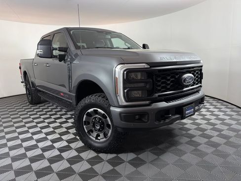 Used 2024 Ford F250 Lariat w/ Lariat Ultimate Package AWD/4WD image 1