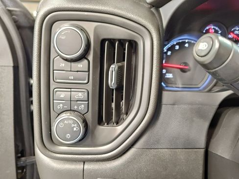 Used 2024 Chevrolet Silverado 2500 Custom w/ Custom Value Package image 29