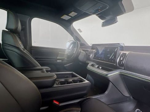 Used 2025 Ford Expedition Tremor image 25