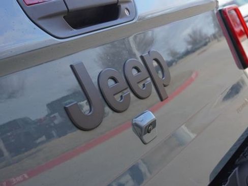 New 2026 Jeep Gladiator Sport image 11