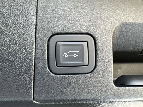 Certified 2025 Cadillac XT5 Premium Luxury w/ Technology Package AWD/4WD image 60