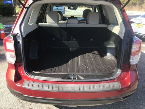 Used 2017 Subaru Forester 2.5i Premium w/ Popular Package #2A image 12