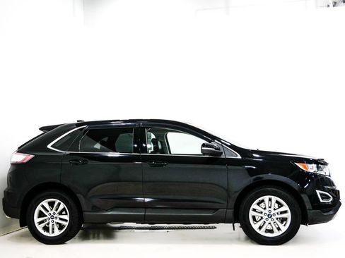 Used 2018 Ford Edge SEL w/ Equipment Group 201A AWD/4WD image 4