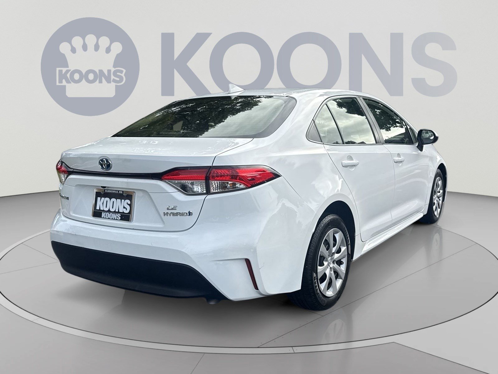 Used 2024 Toyota Corolla LE FWD image 5