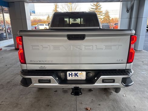 Used 2020 Chevrolet Silverado 2500 LTZ image 5