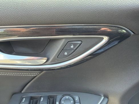 Used 2022 Buick Envision Preferred FWD image 10