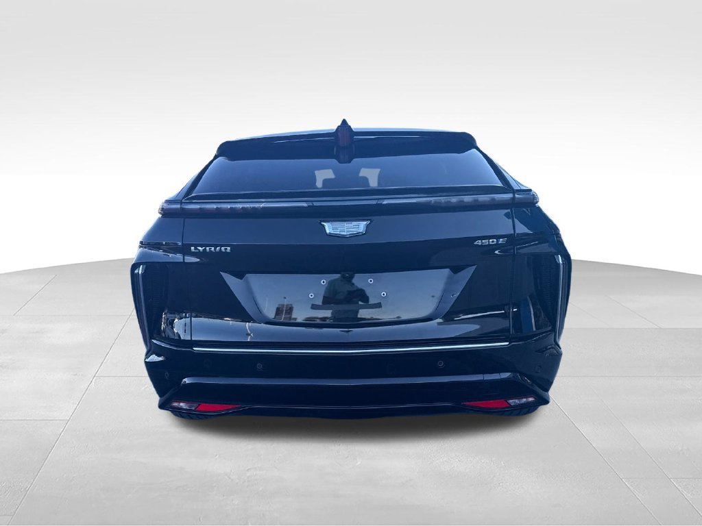 Used 2024 Cadillac Lyriq Luxury RWD image 4