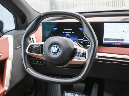 Used 2025 BMW iX xDrive50 w/ Premium Package image 11