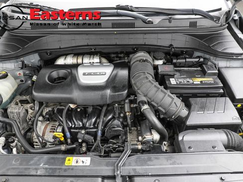 Used 2019 Hyundai Kona Limited image 7