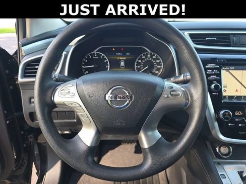 Used 2018 Nissan Murano S w/ Cargo Package FWD image 11