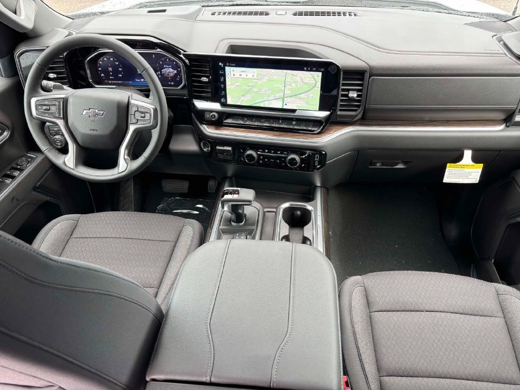New 2026 Chevrolet Silverado 1500 RST w/ LPO, Dark Essentials Package AWD/4WD image 22