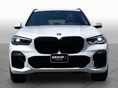 Used 2021 BMW X5 xDrive40i w/ M Sport Package AWD/4WD image 3