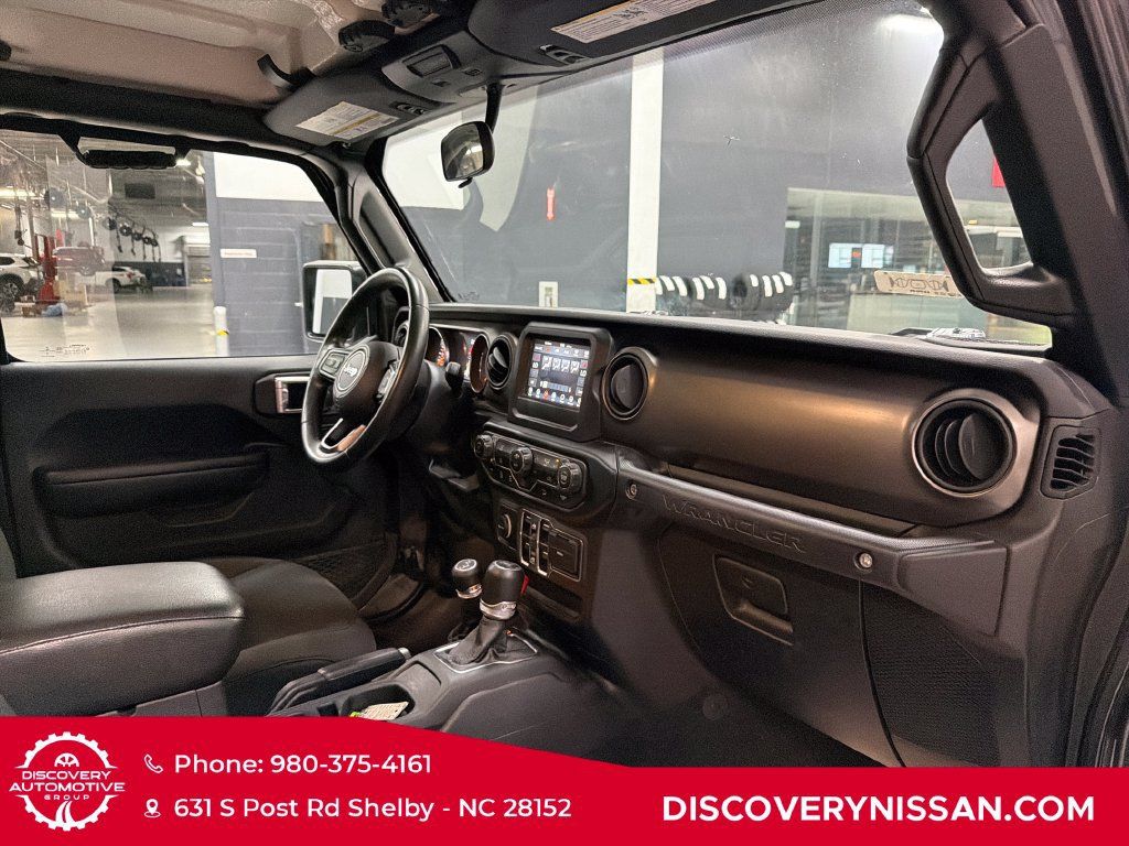 Used 2019 Jeep Wrangler Unlimited Sport S AWD/4WD image 35