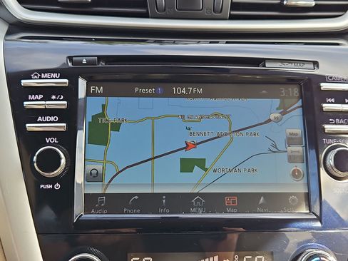 Used 2018 Nissan Murano Platinum image 19