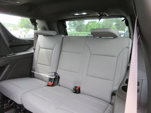 New 2026 GMC Yukon Elevation w/ Elevation Premium Package AWD/4WD image 11