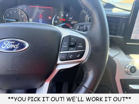 Used 2023 Ford Explorer XLT w/ Equipment Group 202A AWD/4WD image 18