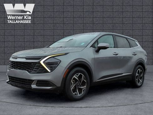 Certified 2024 Kia Sportage LX image 2
