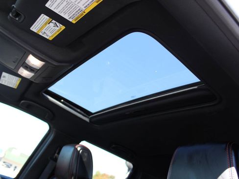 Used 2025 Nissan Frontier PRO-4X w/ Pro Premium Package image 22