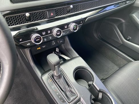 Used 2024 Honda Civic EX image 38