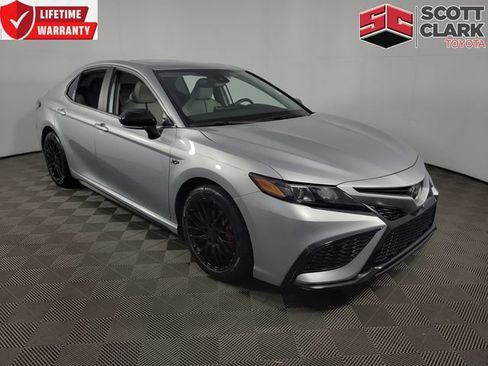 Used 2023 Toyota Camry SE w/ Cold Weather Package FWD image 1