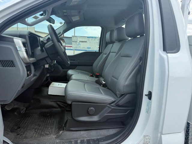 New 2026 Ford F350 XL w/ XL Chrome Package RWD image 21