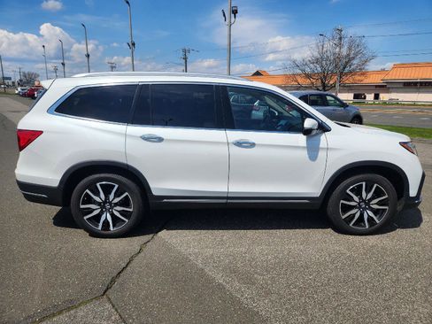 Used 2021 Honda Pilot Touring image 5