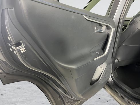 Used 2019 Toyota RAV4 XSE AWD/4WD image 11