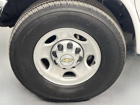 Used 2024 Chevrolet Express 2500 Work Van w/ Driver Convenience Package image 27
