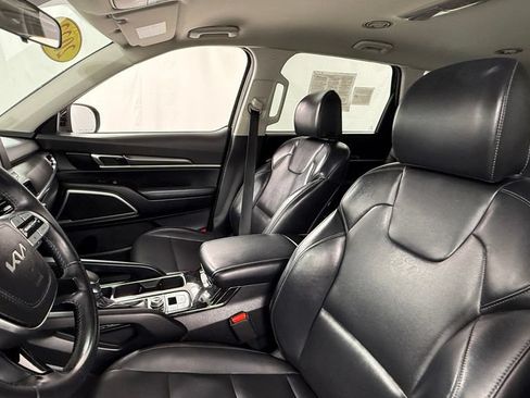 Used 2022 Kia Telluride LX AWD/4WD image 24