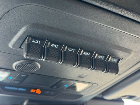 New 2025 Ford Bronco Big Bend w/ Black Diamond Package image 14