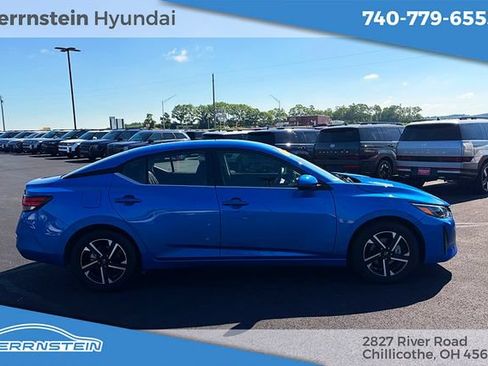 Used 2024 Nissan Sentra SV FWD image 27