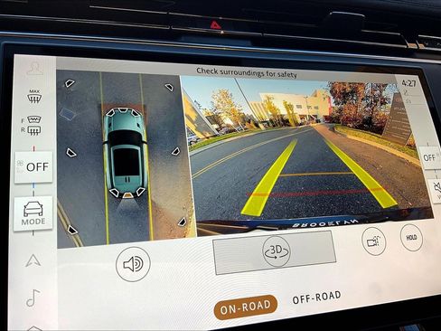 Used 2024 Land Rover Range Rover Sport SE image 26